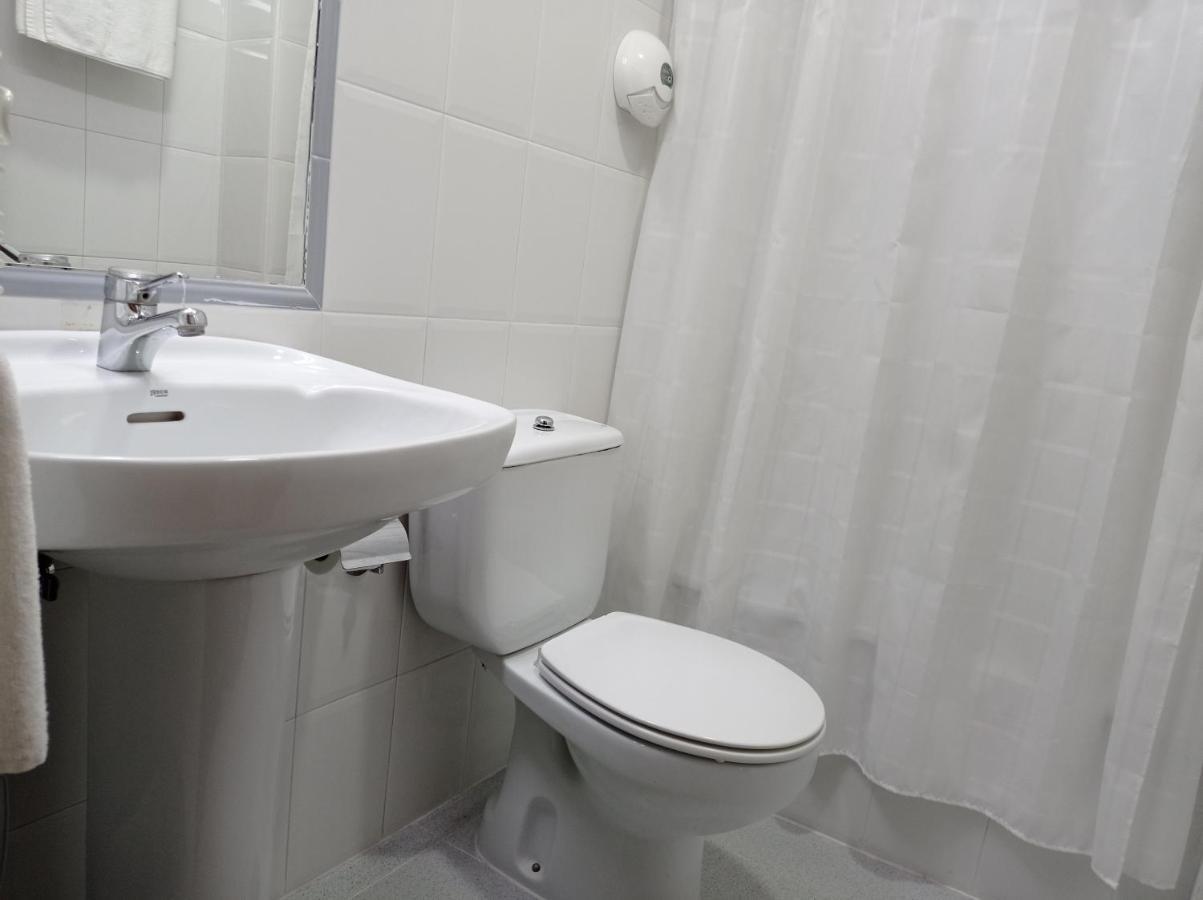 Hotel Los Robles Onís Dış mekan fotoğraf