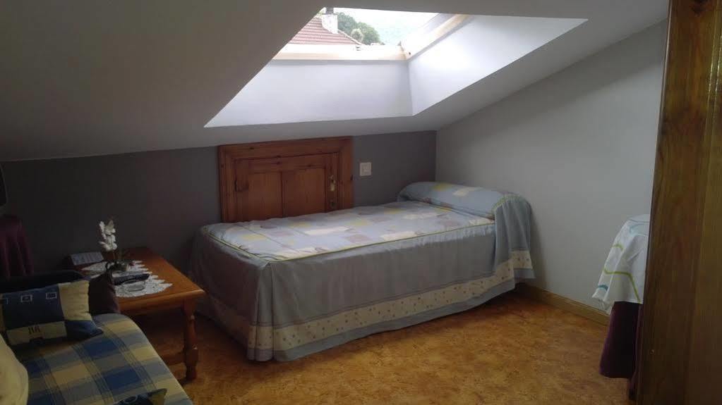 Hotel Los Robles Onís Dış mekan fotoğraf