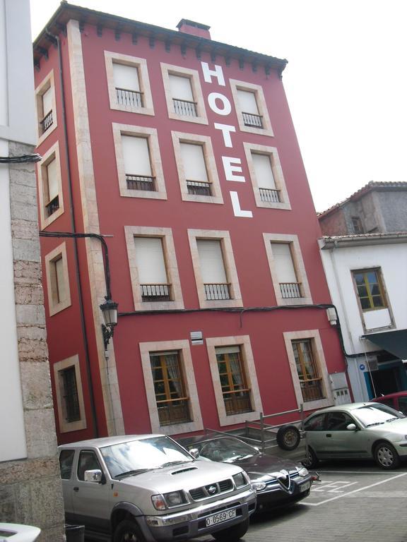 Hotel Los Robles Onís Dış mekan fotoğraf